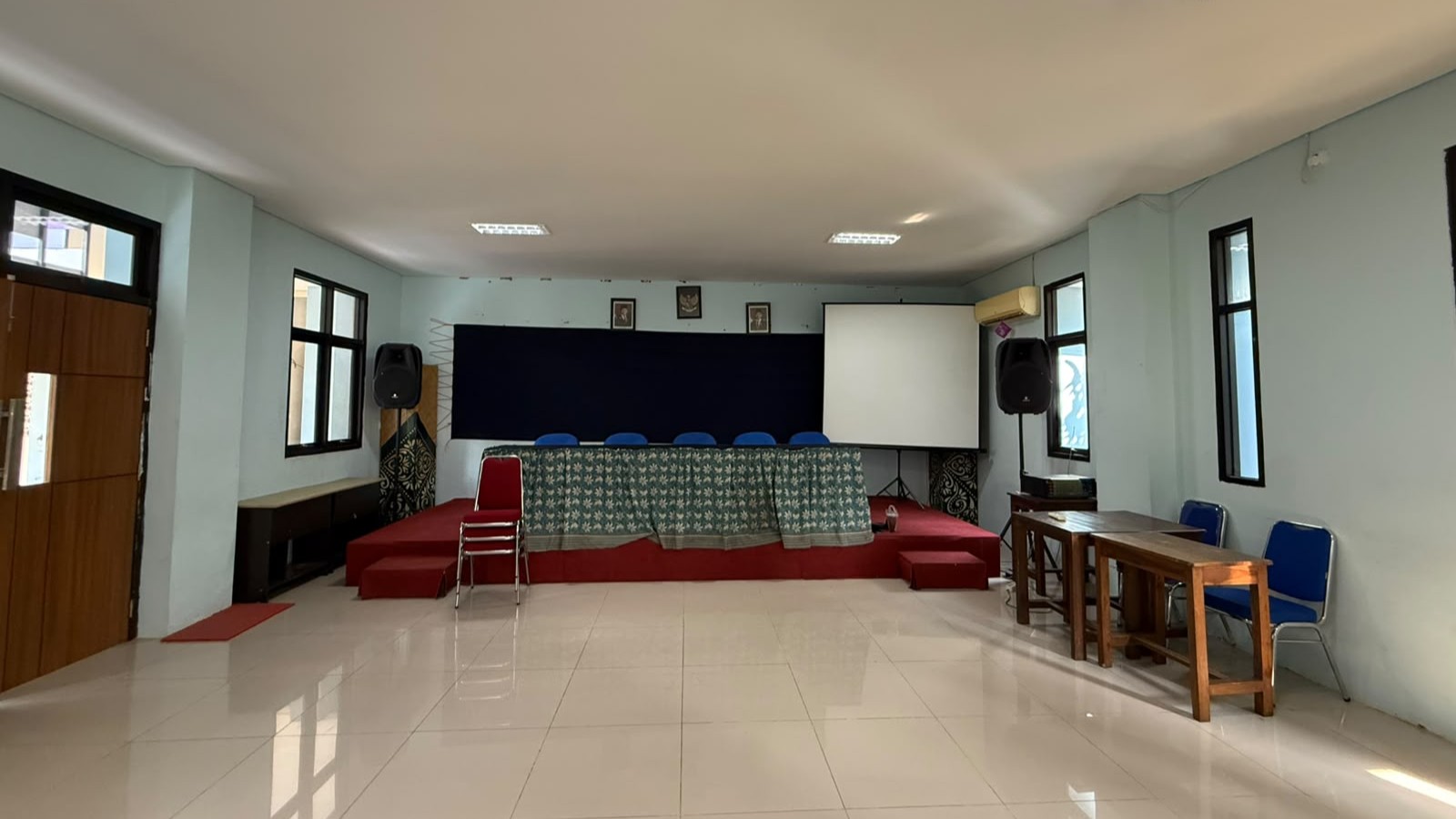 Gedung Aula